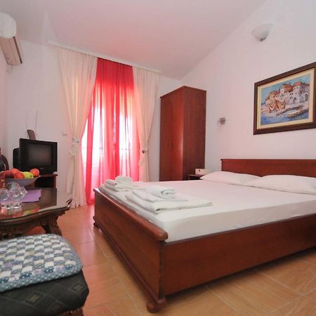 Guest House Andrea Будва Экстерьер фото