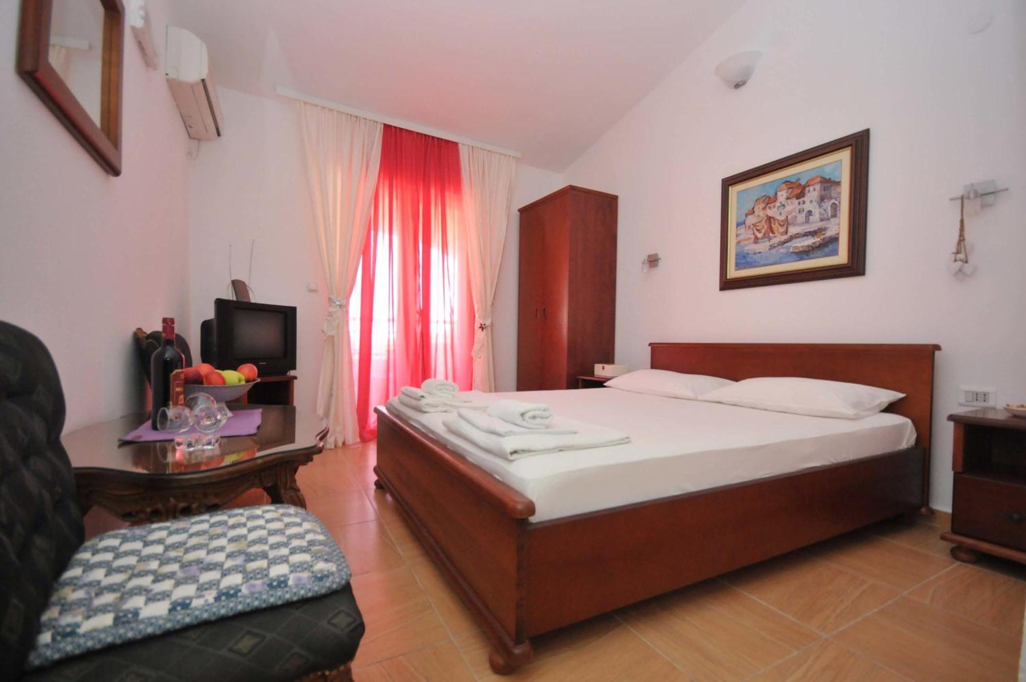 Guest House Andrea Будва Экстерьер фото