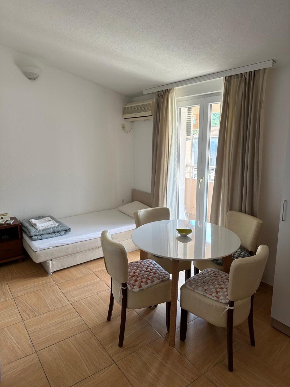 Guest House Andrea Будва Экстерьер фото