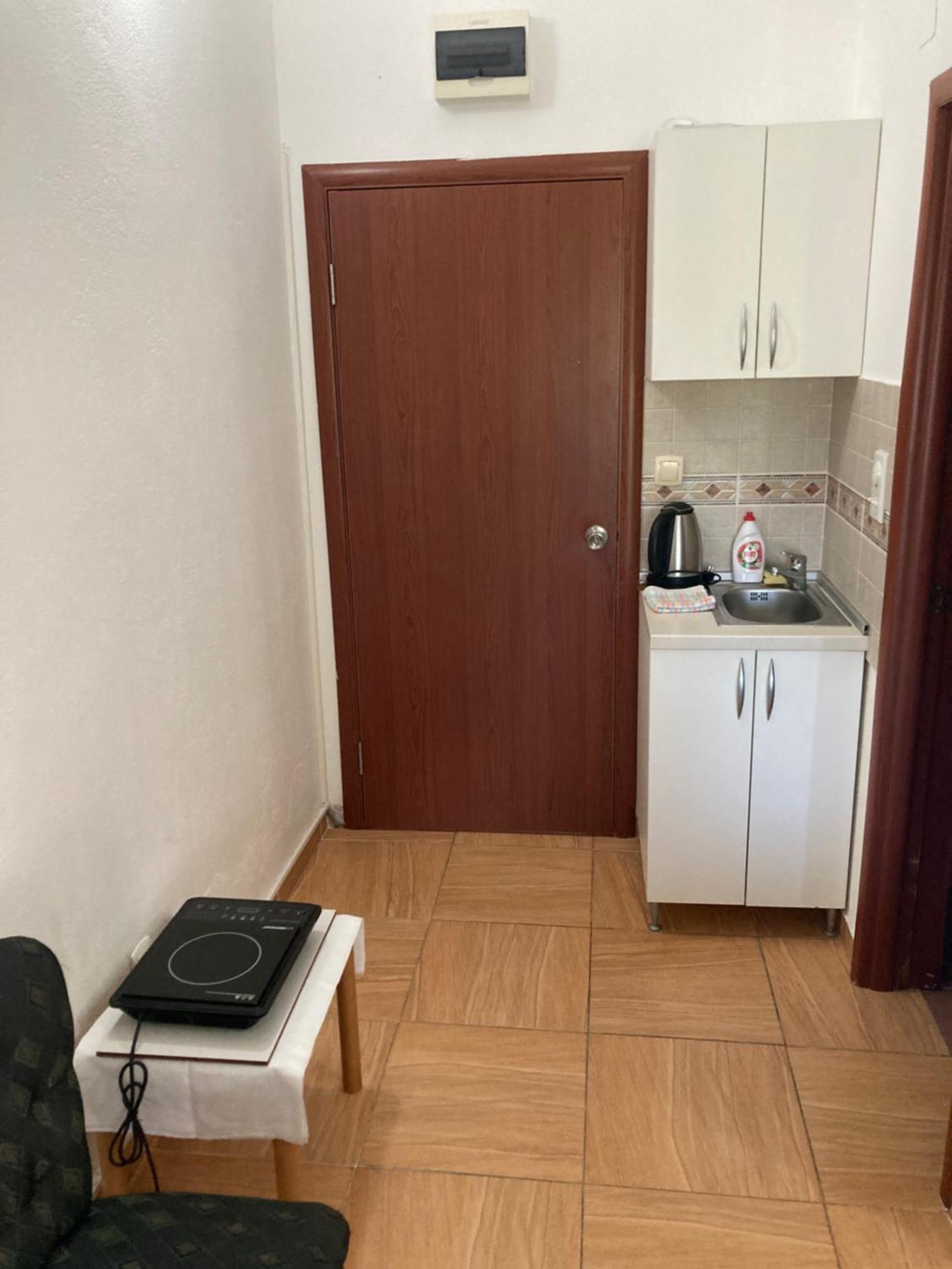 Guest House Andrea Будва Экстерьер фото
