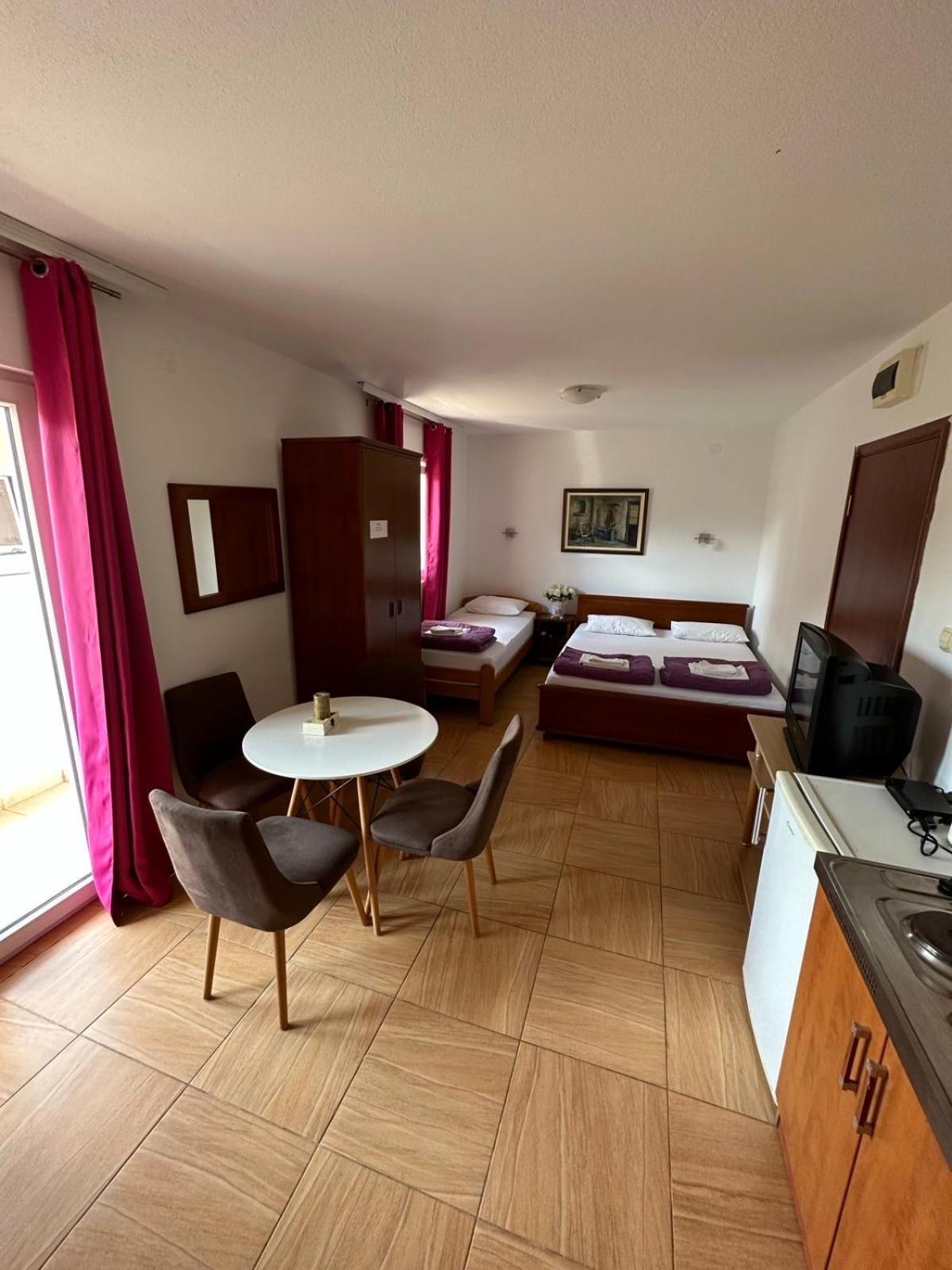 Guest House Andrea Будва Экстерьер фото